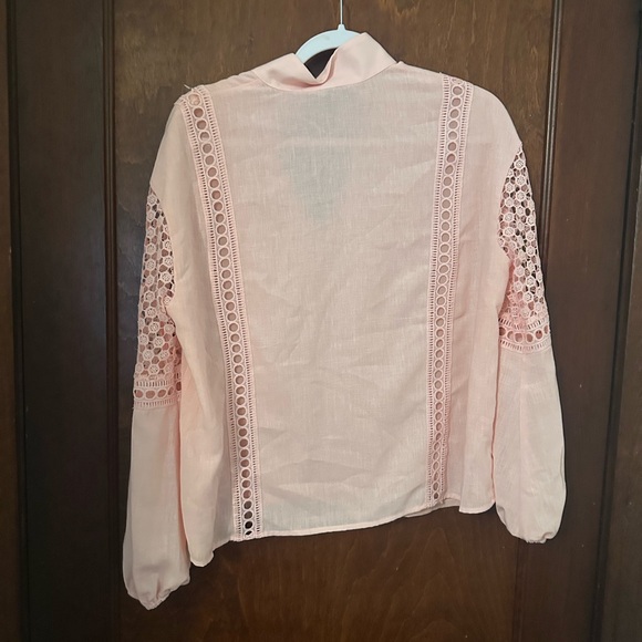 Tuckernuck Pink Eyelet Jane Blouse Size M - Picture 3 of 5